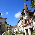 מלון Logis Et Restaurant Du Dauphin