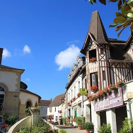 Hotel Logis Et Restaurant Du Dauphin