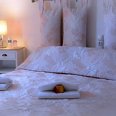 Logis Et Restaurant Du Dauphin 3*