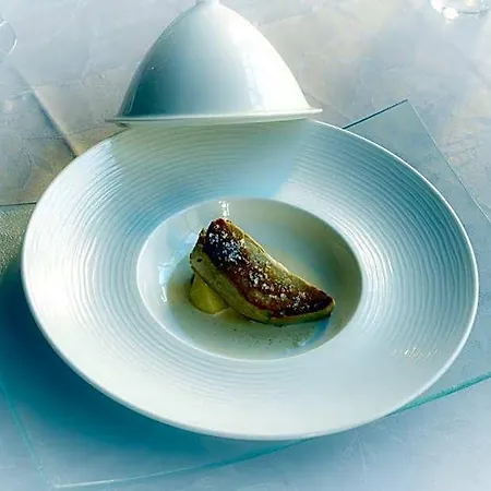 Logis Et Restaurant Du Dauphin Sées