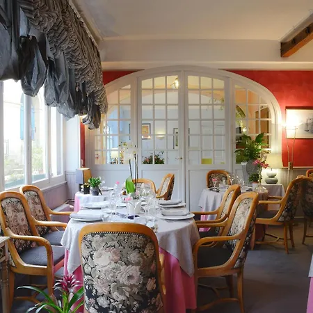 Logis Et Restaurant Du Dauphin Sées