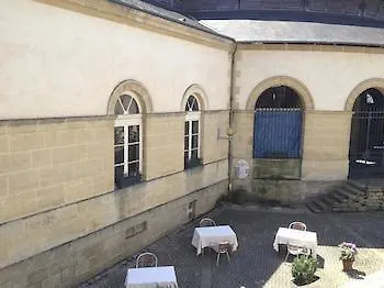 Logis Et Restaurant Du Dauphin 3* Sées