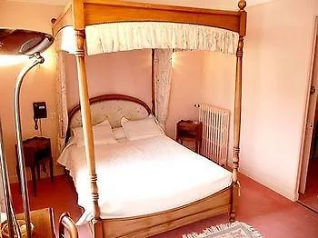 Otel Logis Et Restaurant Du Dauphin Sées