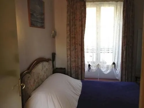 Logis Et Restaurant Du Dauphin Otel Sées