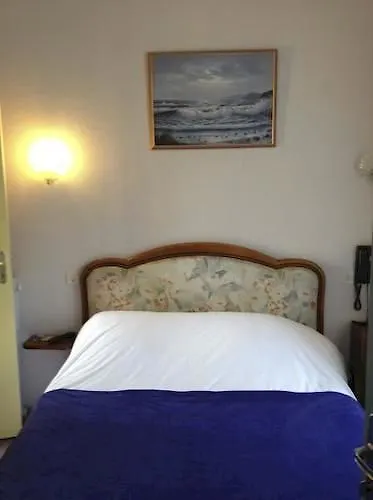 Logis Et Restaurant Du Dauphin Otel Sées