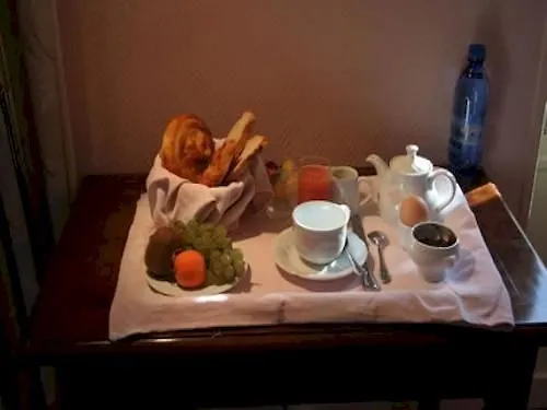 Logis Et Restaurant Du Dauphin 3* Sées